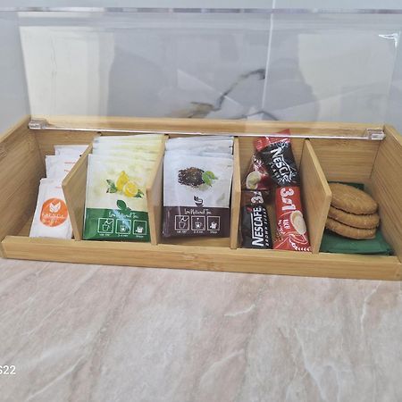 Sala Apartment'S Sarandë エクステリア 写真