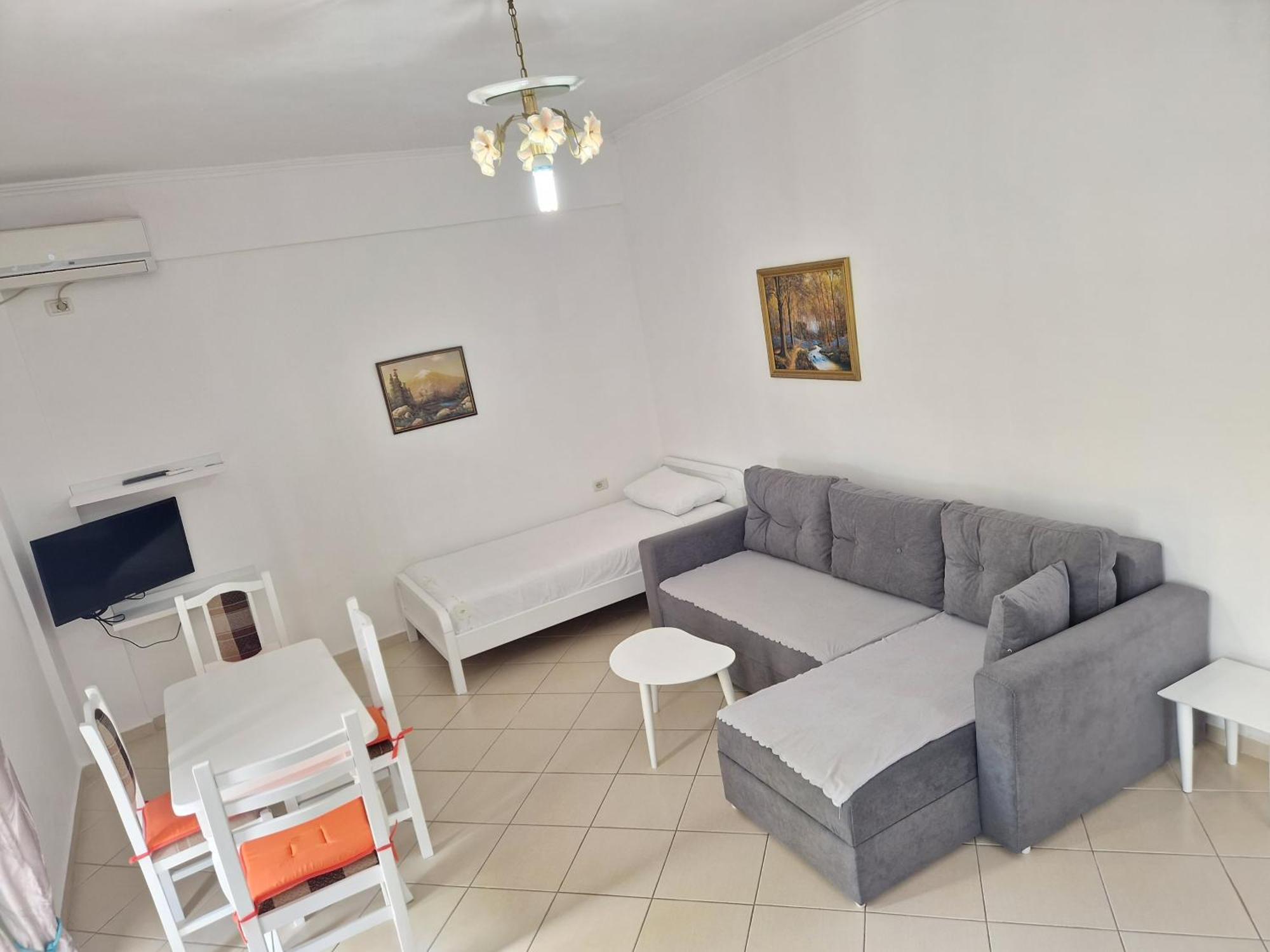Sala Apartment'S Sarandë エクステリア 写真