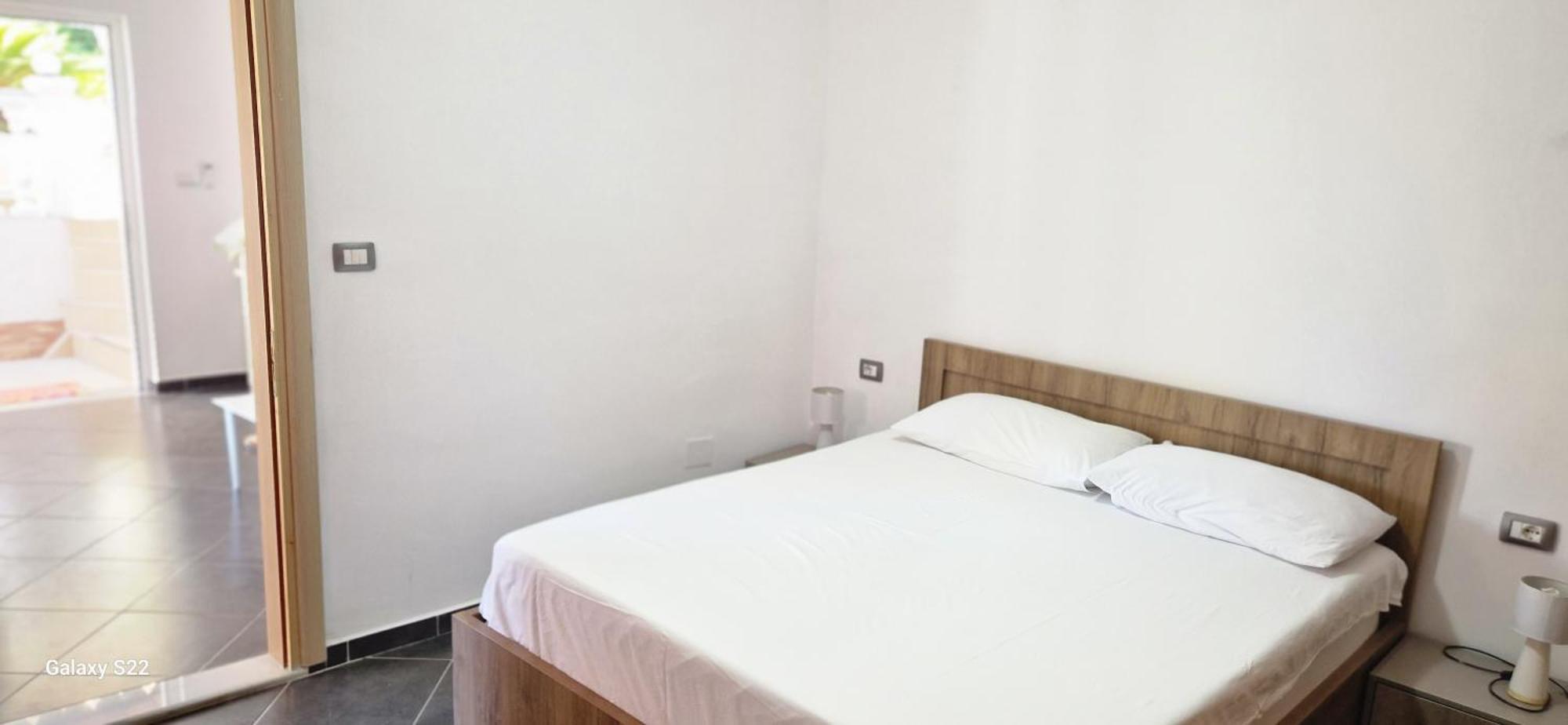 Sala Apartment'S Sarandë エクステリア 写真