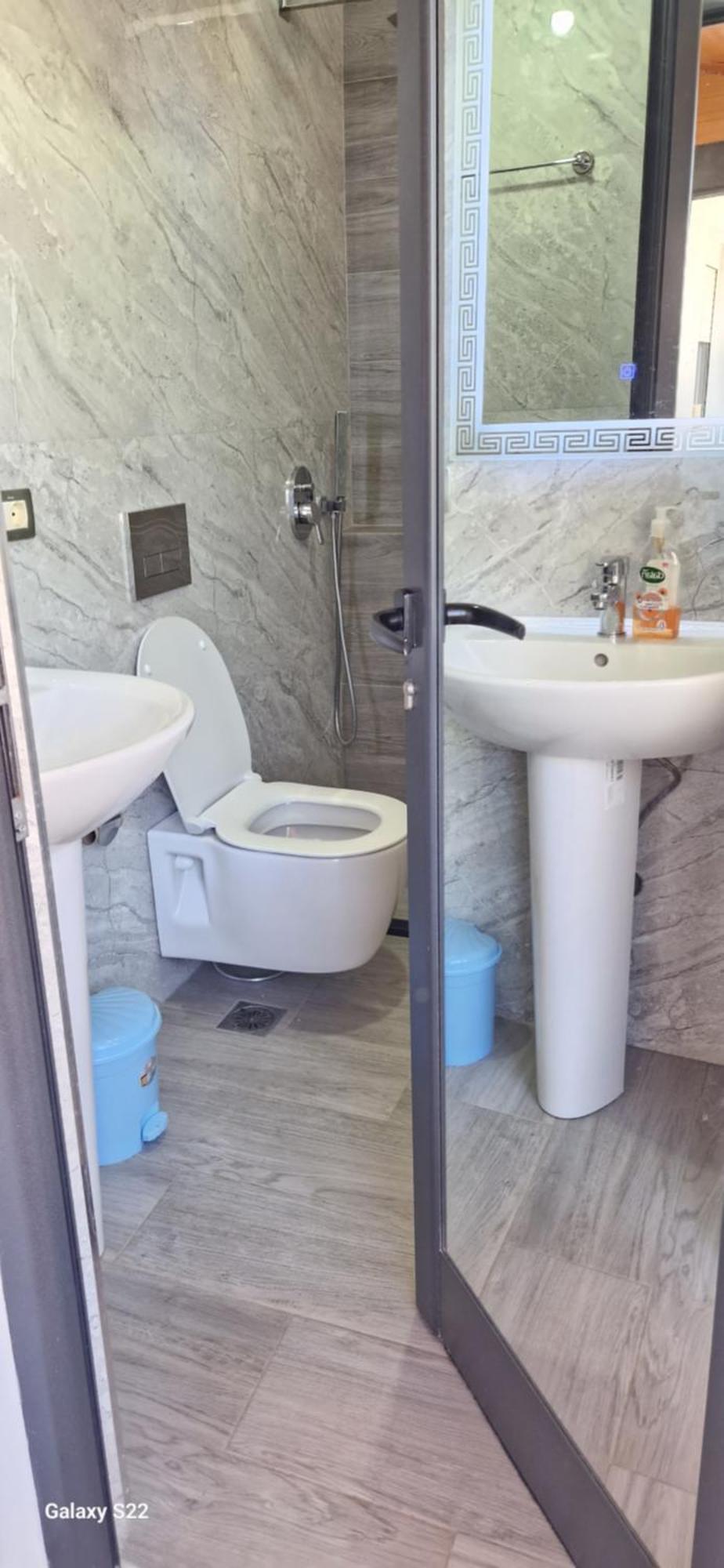 Sala Apartment'S Sarandë エクステリア 写真