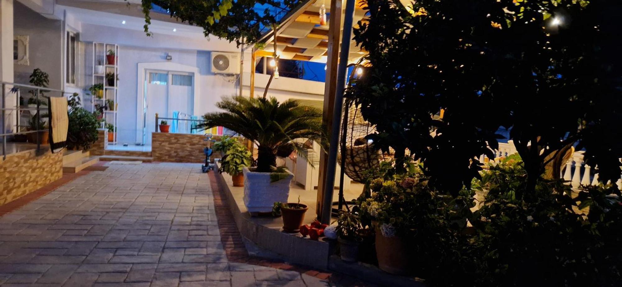 Sala Apartment'S Sarandë エクステリア 写真