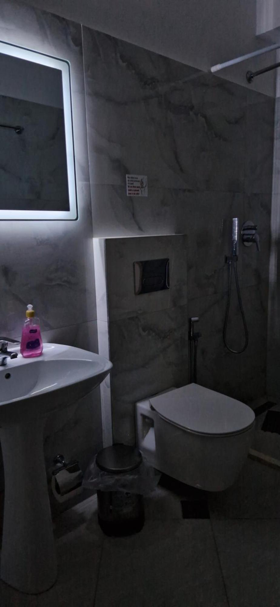 Sala Apartment'S Sarandë エクステリア 写真