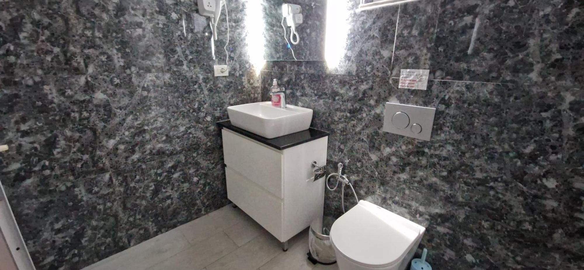 Sala Apartment'S Sarandë エクステリア 写真