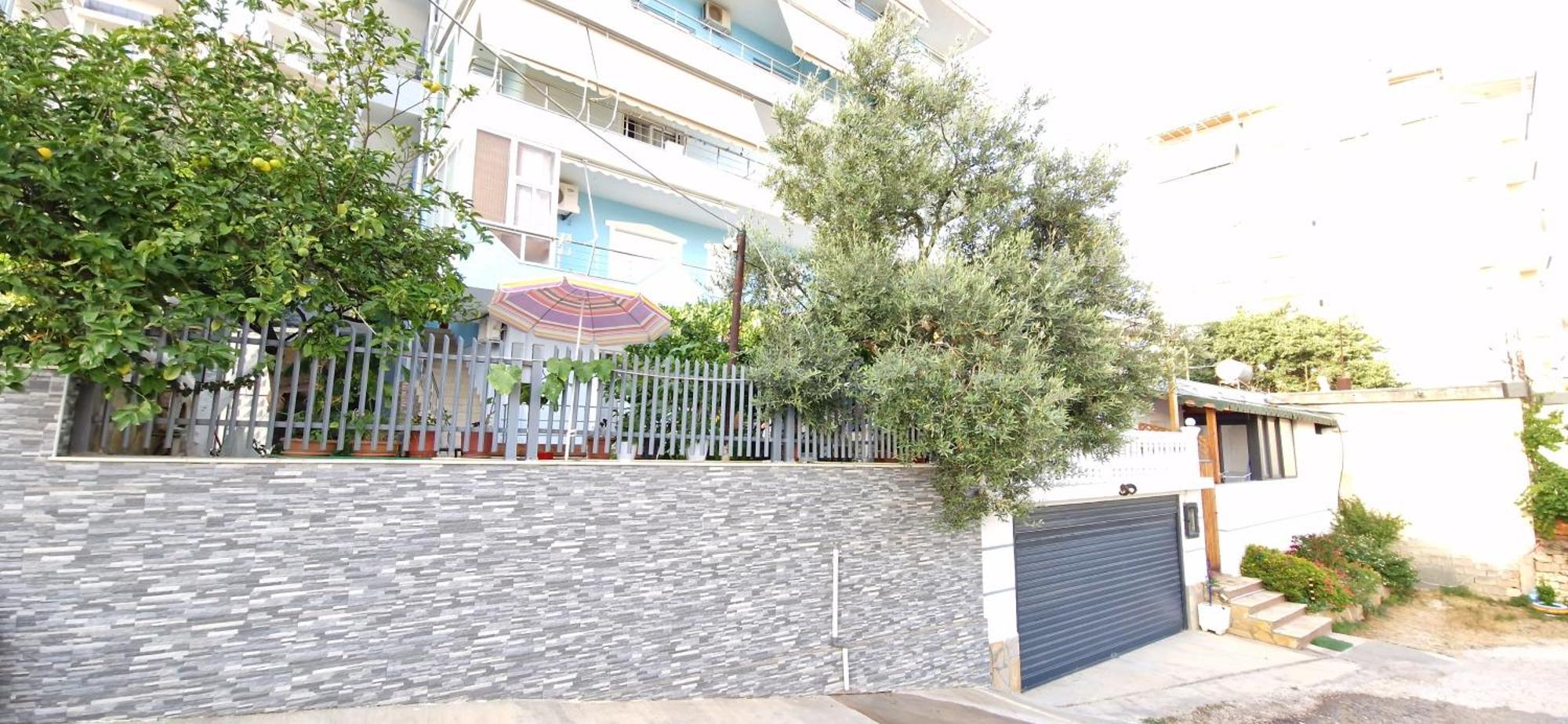 Sala Apartment'S Sarandë エクステリア 写真