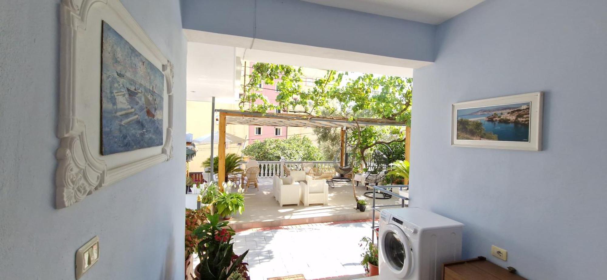 Sala Apartment'S Sarandë エクステリア 写真
